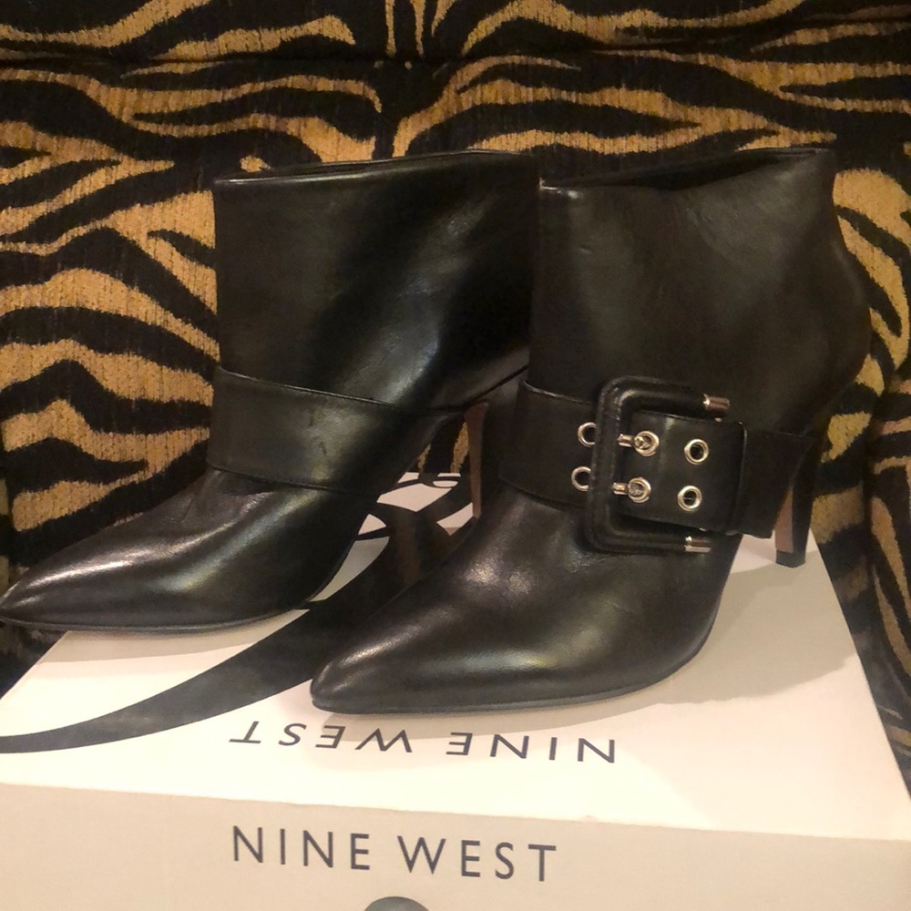Black Pointed Nine West Boots